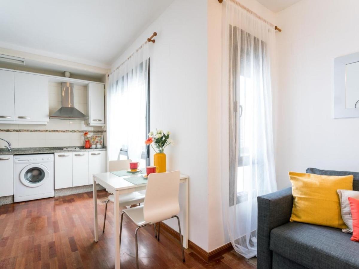 Holi-Rent Santa Marina Sevilha Exterior foto